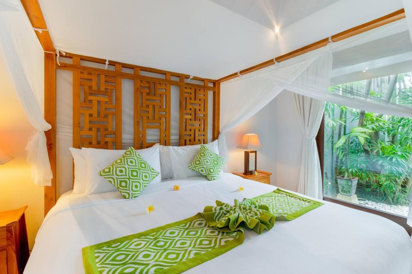 Heart Of Seminyak, 2Br, Sleeps 4, Walk To Bintang Villa Luaran gambar